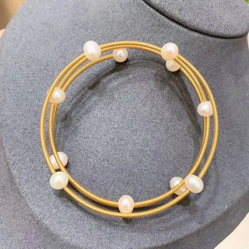 100 حلقة من سلك المجوهرات المر - مراجعة Memory Wire Bracelet وسعره